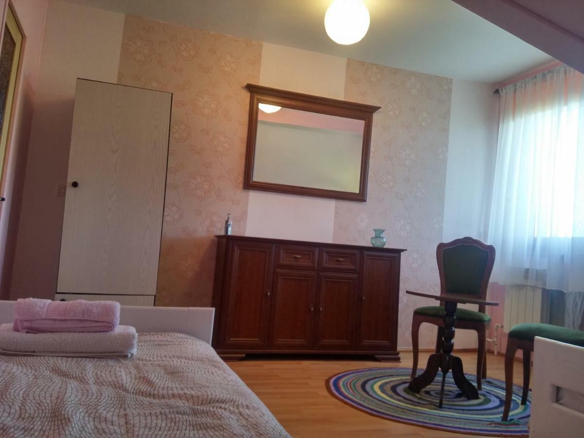 Nad Stawem Appartement Biala Olecka Buitenkant foto