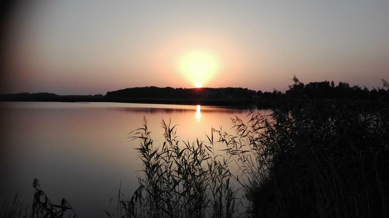 Nad Stawem Appartement Biala Olecka Buitenkant foto